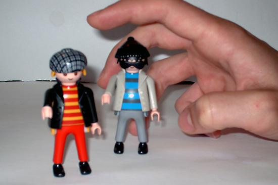 Pete & Rob versus 'The Hand Of Horror'